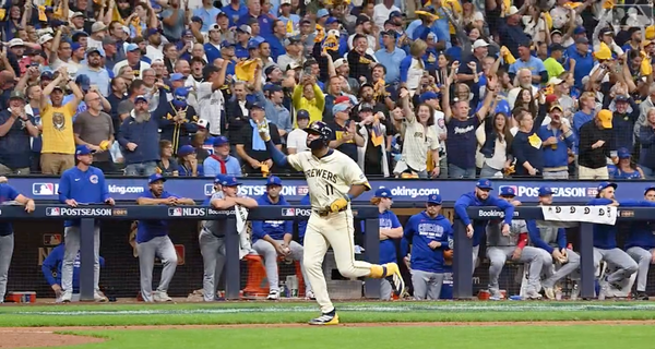 NLDS Game 2: Homers stake Brewers to 2-0 lead